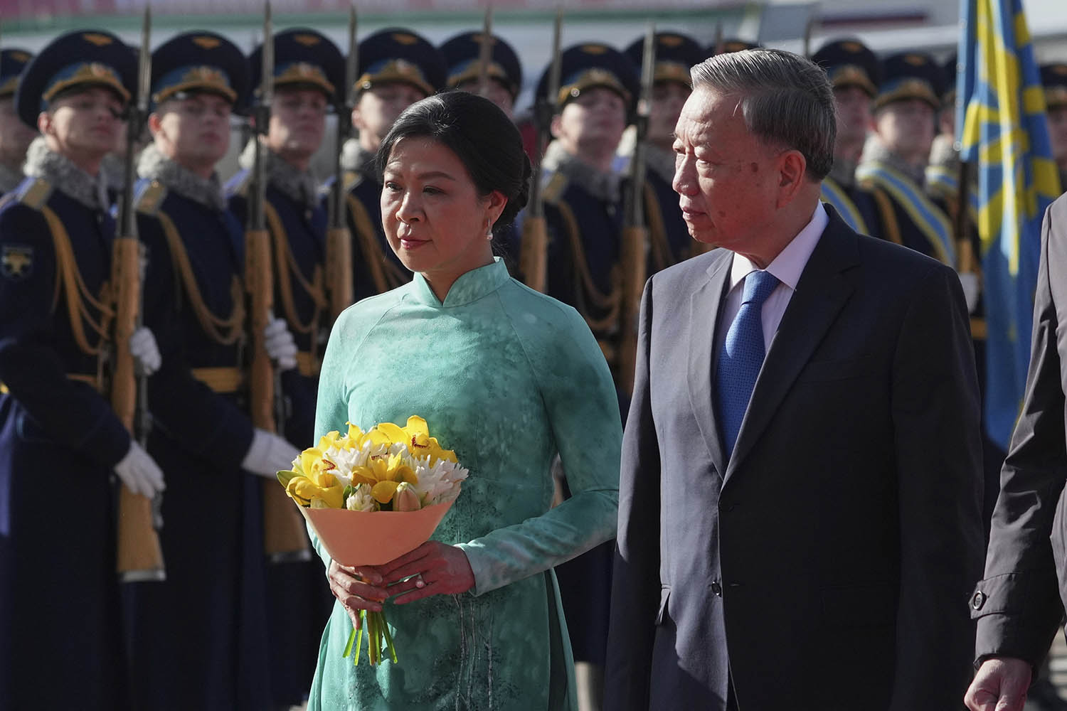 To Lam, the secretary general of the Communist party of Vietnam, and his wife Ngo Phuong Ly﻿ inspect a guard of honour.