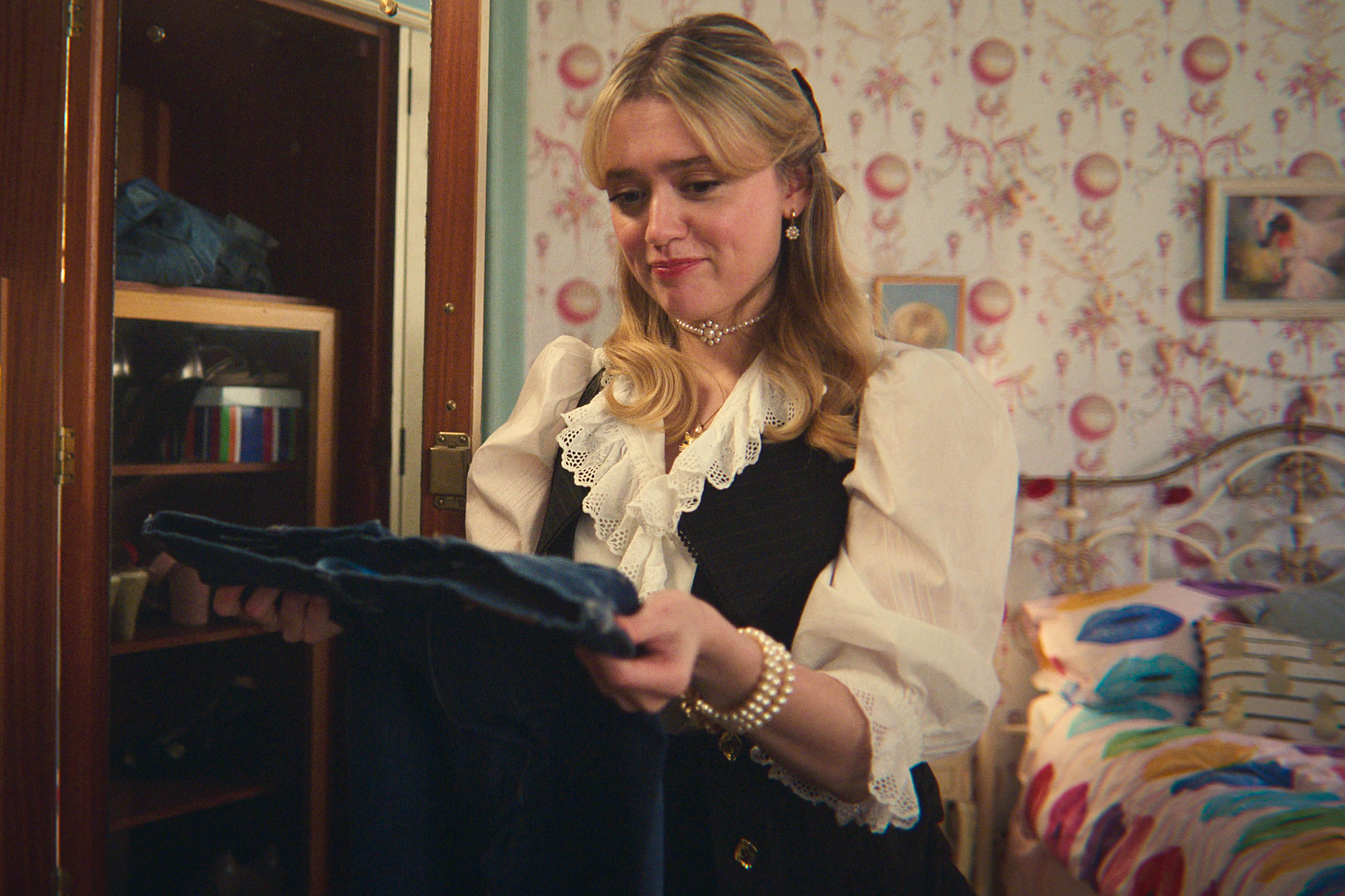‘Think of the pads like the stunt coordinator’s crash mat. We’ve got different-shaped genitalia cushions’: Ita O’Brien worked with Aimee Lou Wood in Sex Education