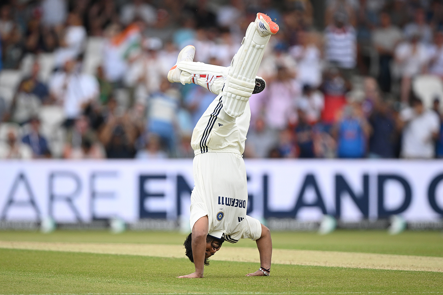 England vs India: Supreme Gill and entertainer Pant gorge on English generosity