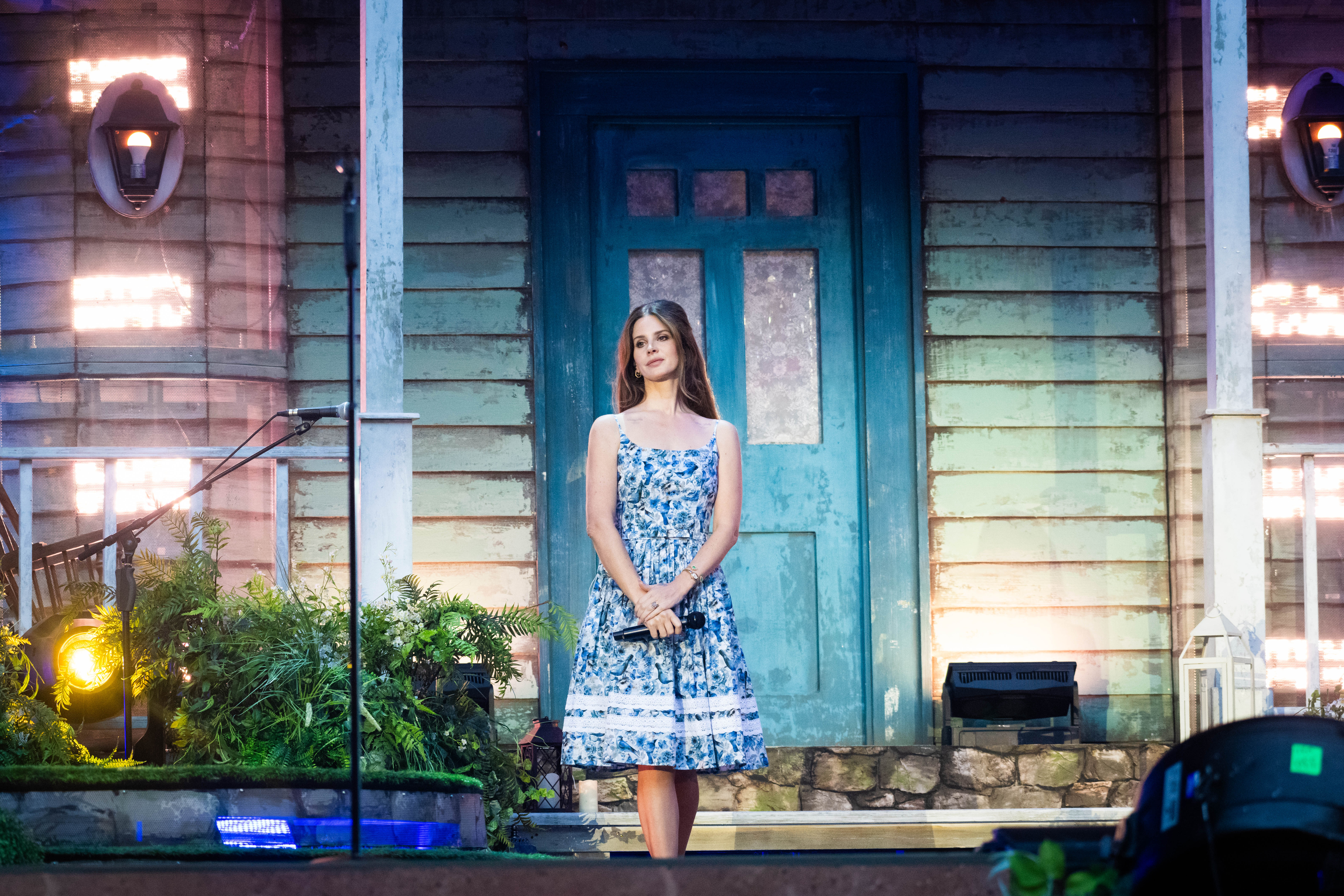 Lana Del Rey’s midsummer night’s dream