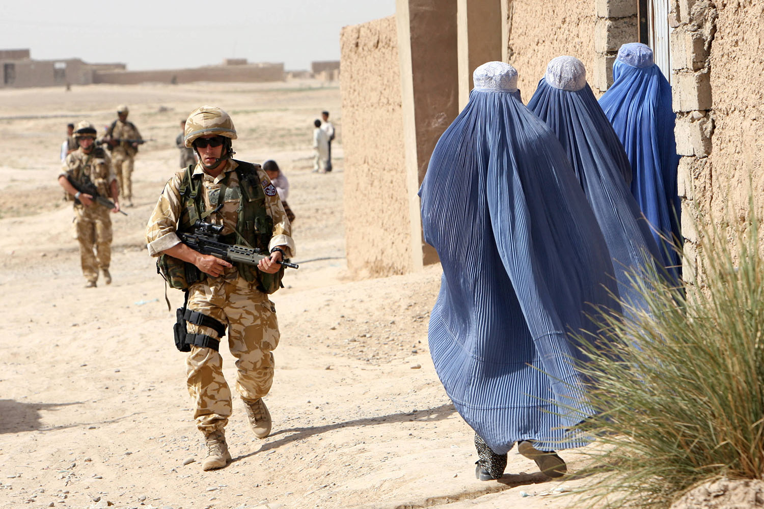 British soldiers on patrol in Lashkar Gah, Helmand province, in 2006