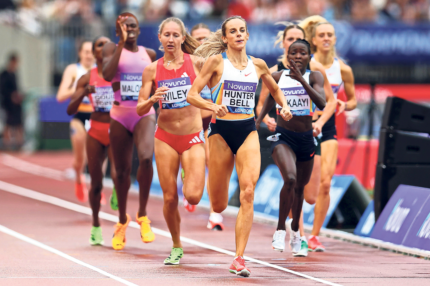 Brilliant Georgia Hunter Bell runs into a distance dilemma