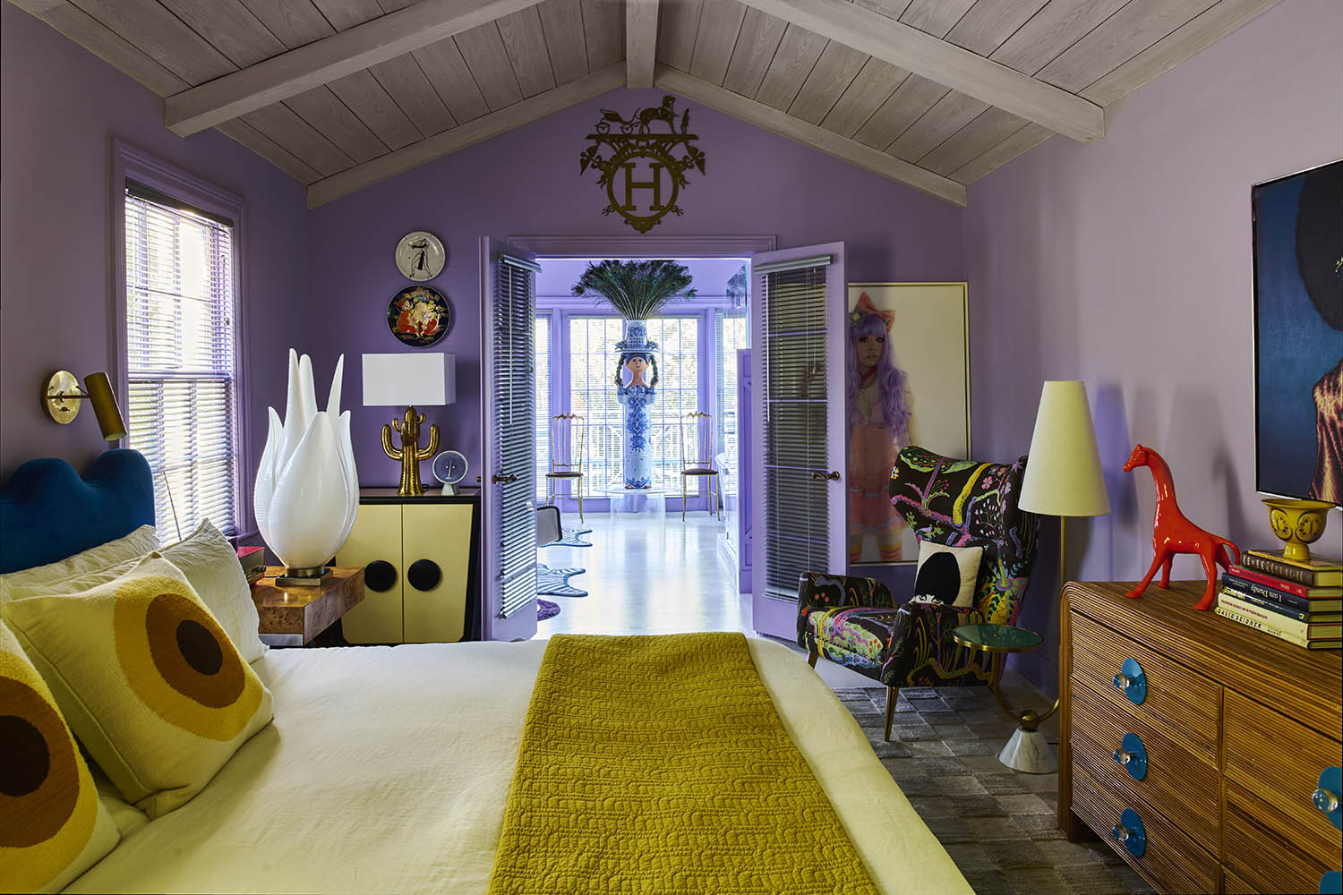 Splashes of colour in a Palm Beach home