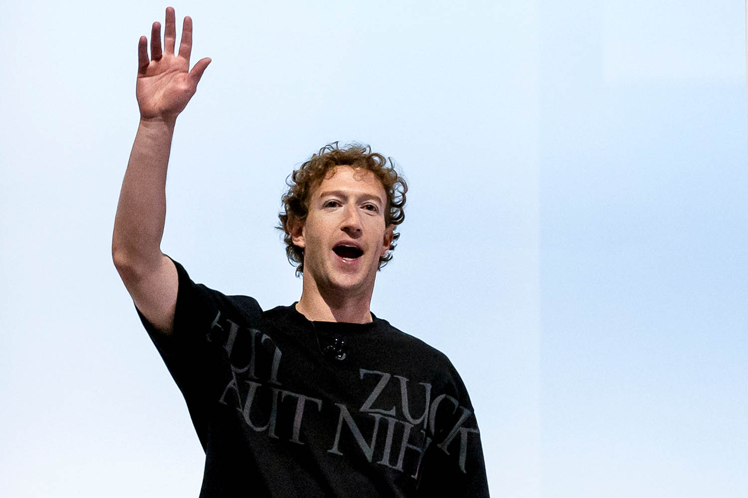 Paying geeks $200m but slashing jobs? This is an AI bubble