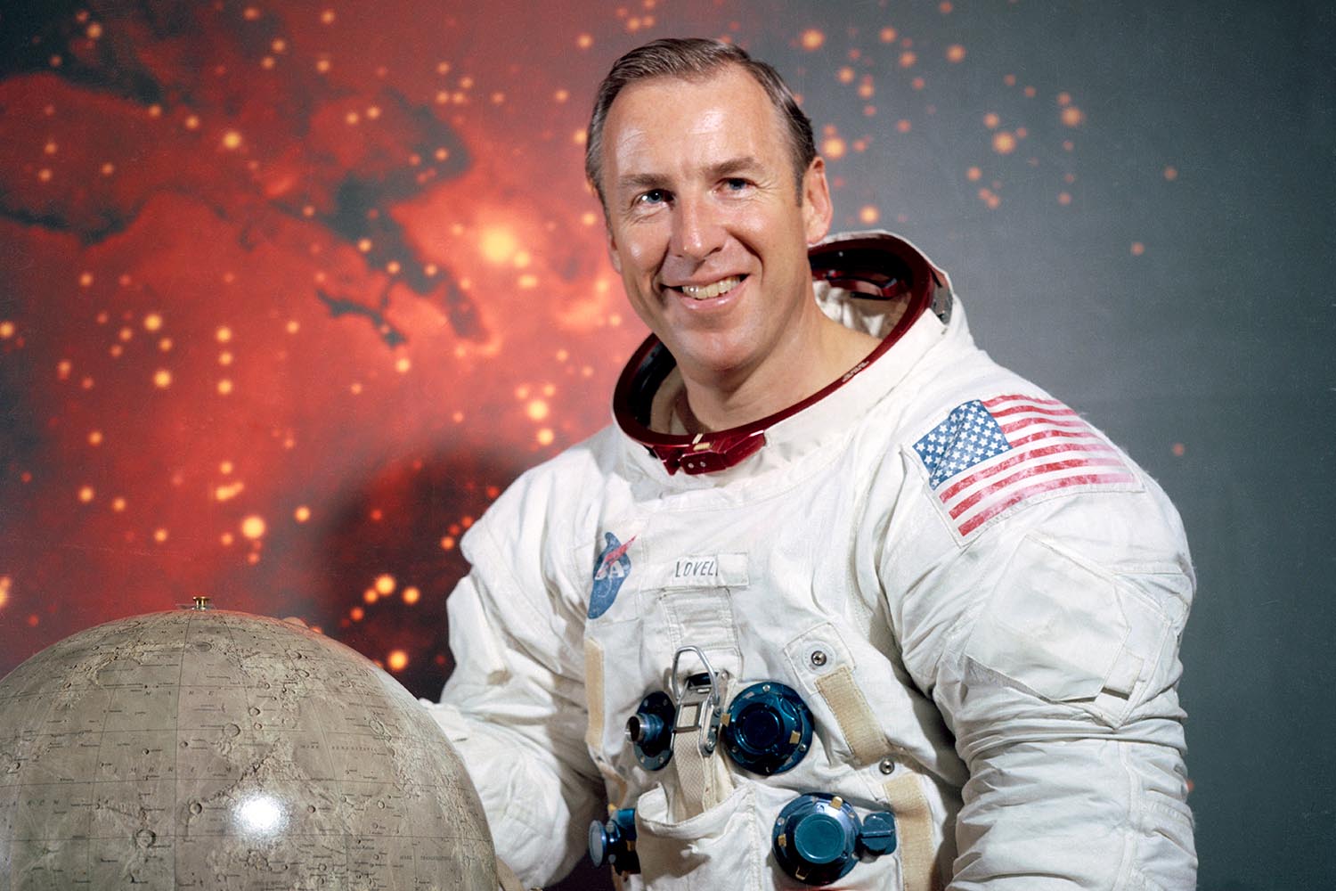 Obituary: Jim Lovell, the calm commander of Apollo 13