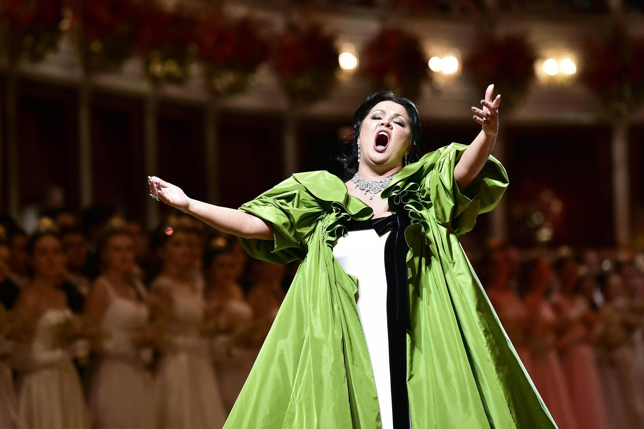 Anna Netrebko’s Putin problem looms over Royal Opera return