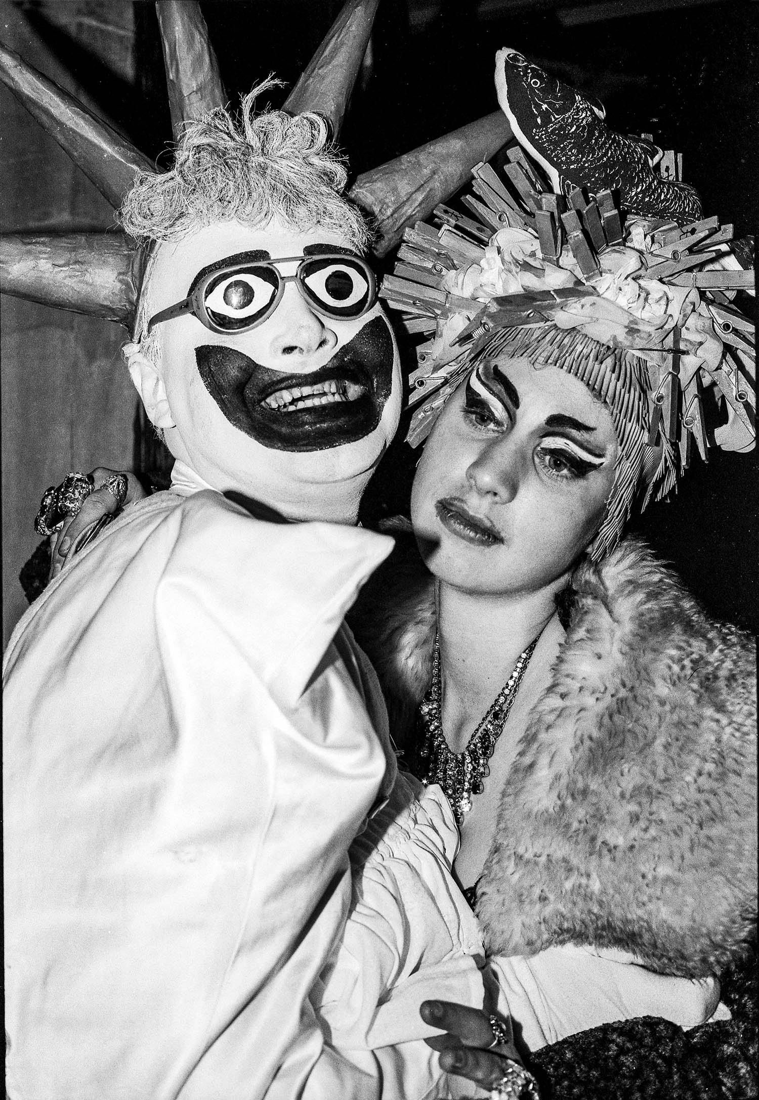 Performance artist Leigh Bowery, left, and friend. © David Koppel