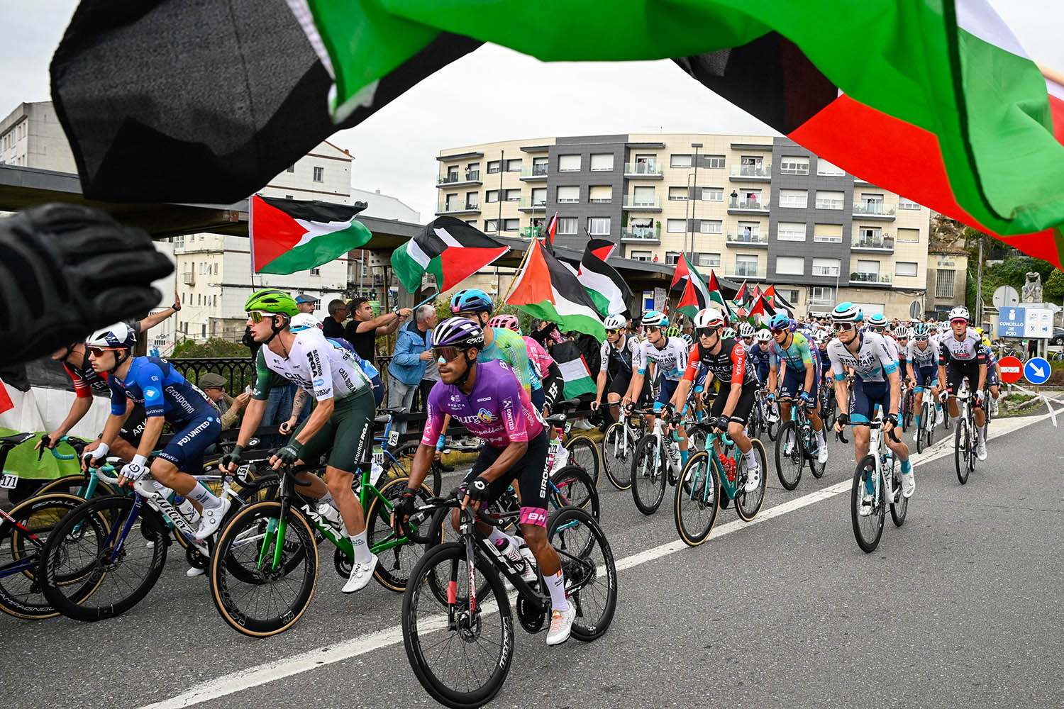 Vuelta protesters threaten to disrupt start of next year’s Tour de France