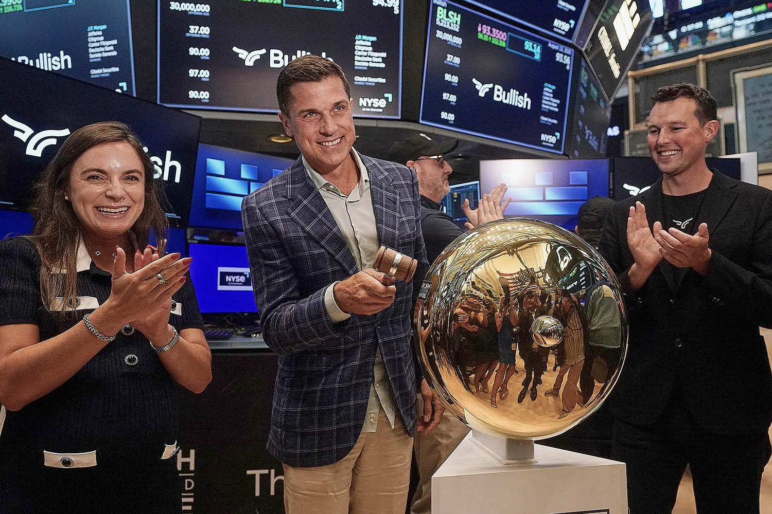 Bullish bets big that this crypto bubble won’t burst