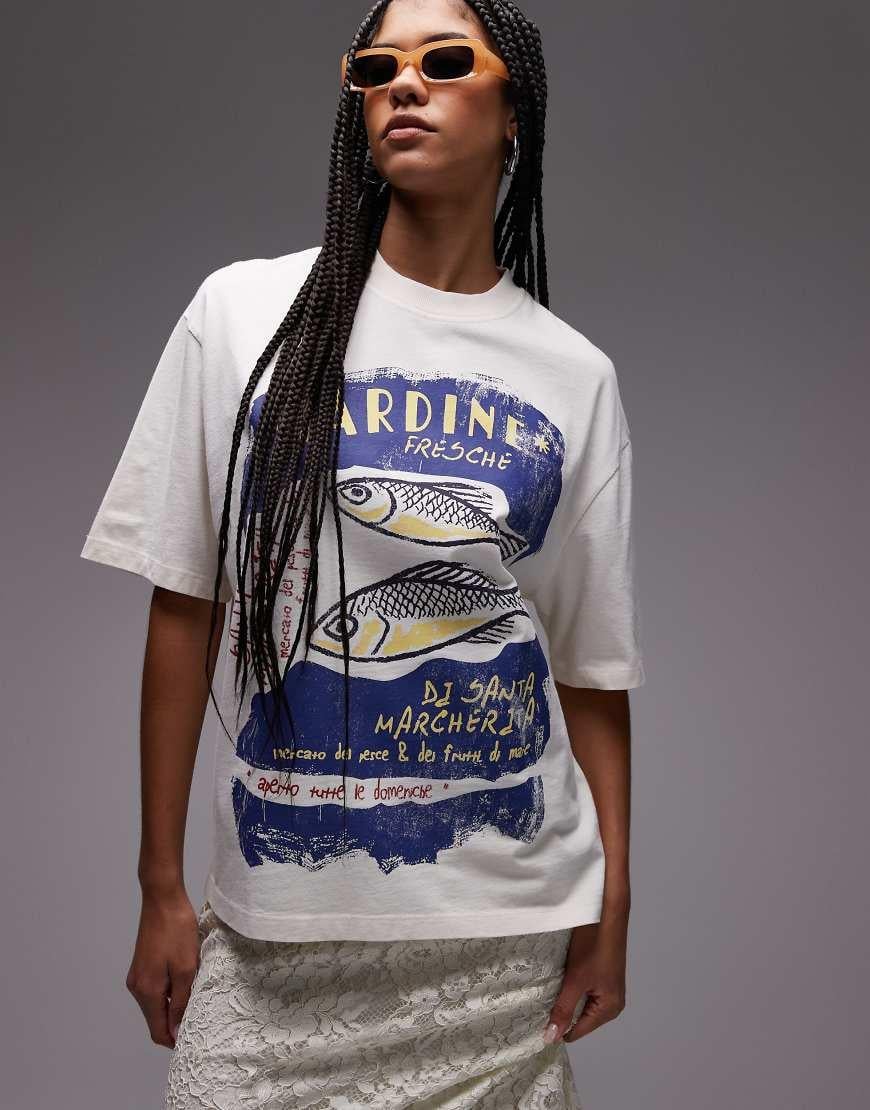 Food and fashion have never had a great relationship. Until now
