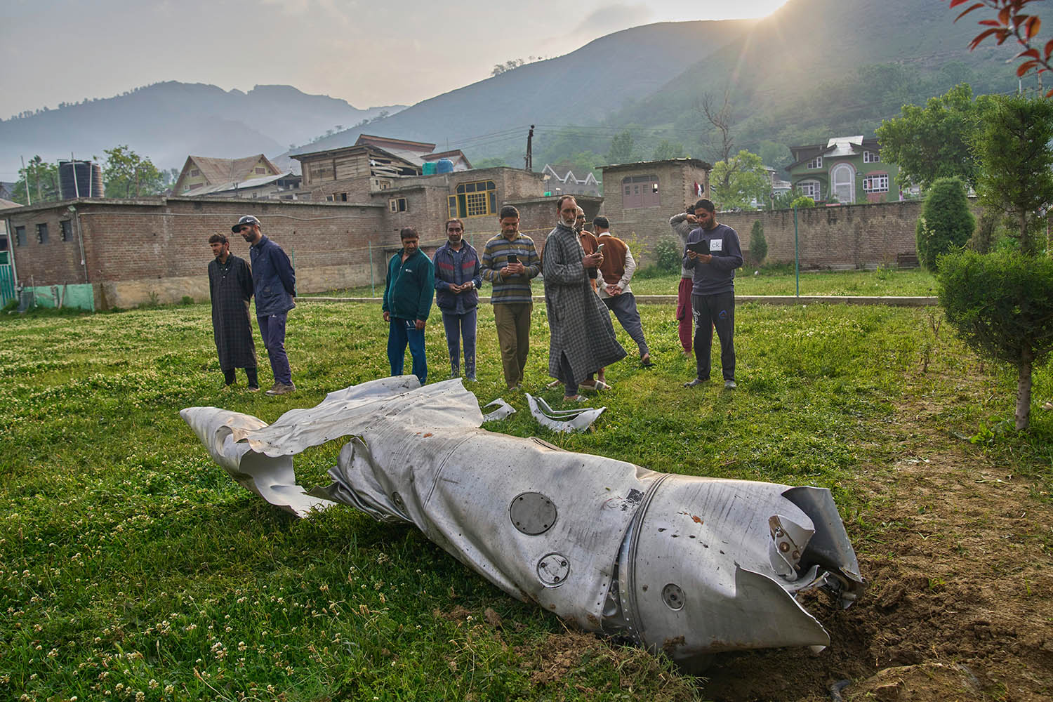 India and Pakistan are toying with war
